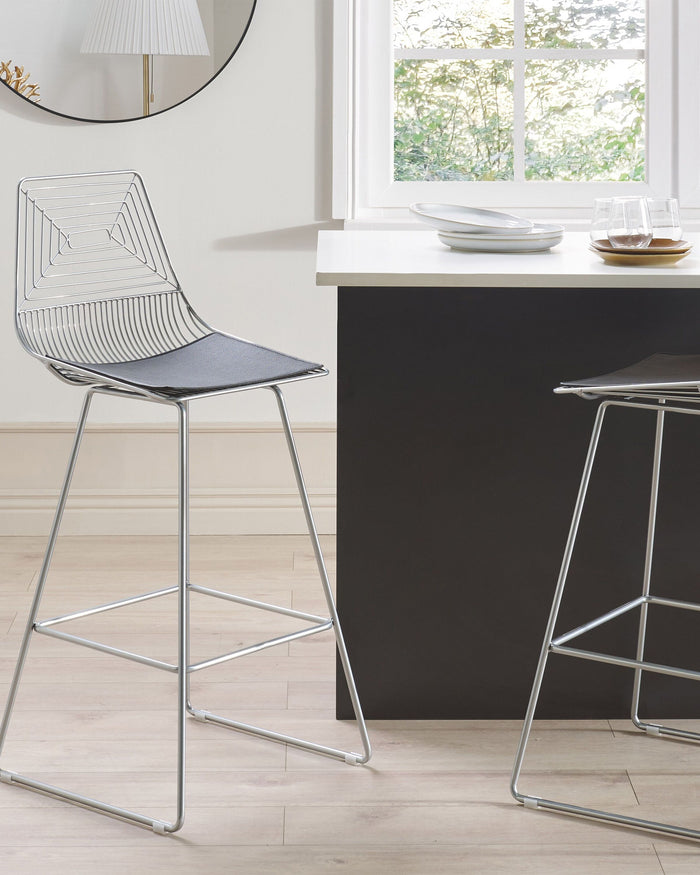 Beliani - BISBEE - Barkruk set van 2 - Zilver - Metaal