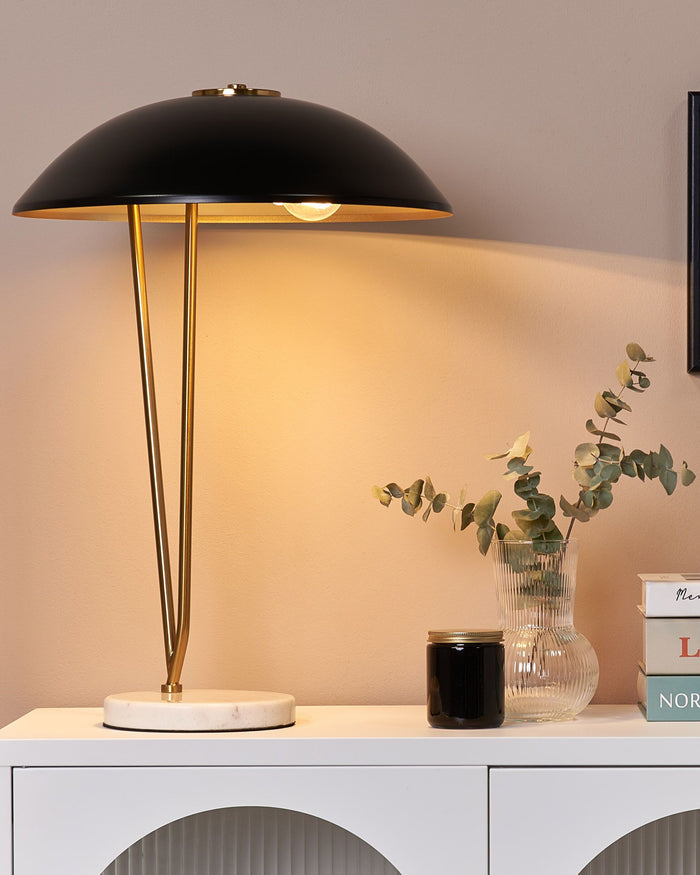 Beliani - DANTO - Tafellamp - Zwart|Goud - Metaal