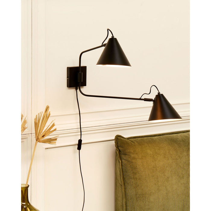 Beliani - MANDIRI - Wandlamp - Zwart - Metaal