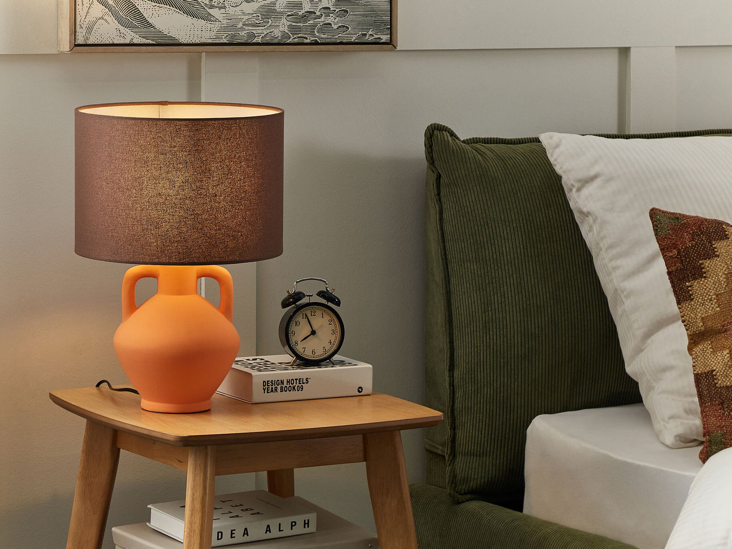 Beliani - LABRADA - Tafellamp - Oranje - Keramiek