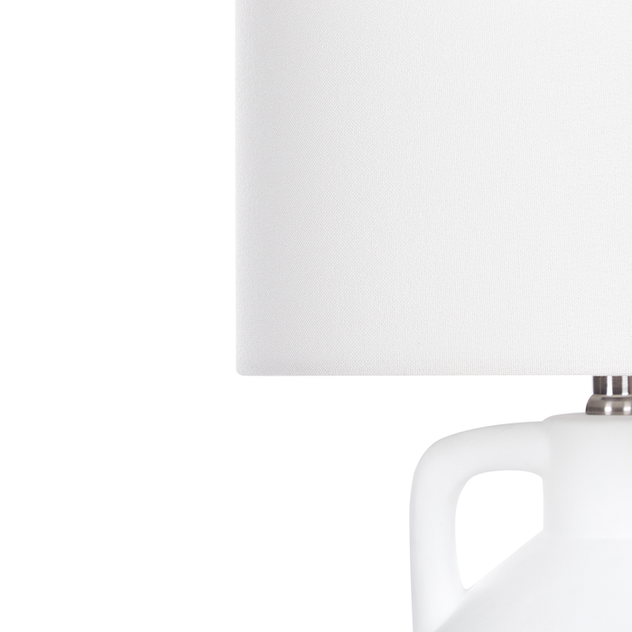 Beliani - LABRADA - Tafellamp - Wit - Keramiek