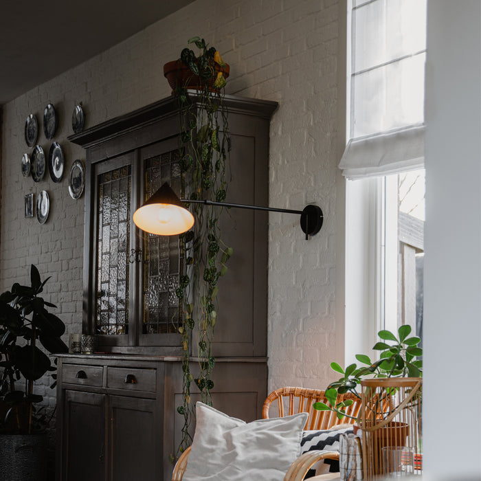 QAZQA Design wandlamp zwart verstelbaar - Triangolo