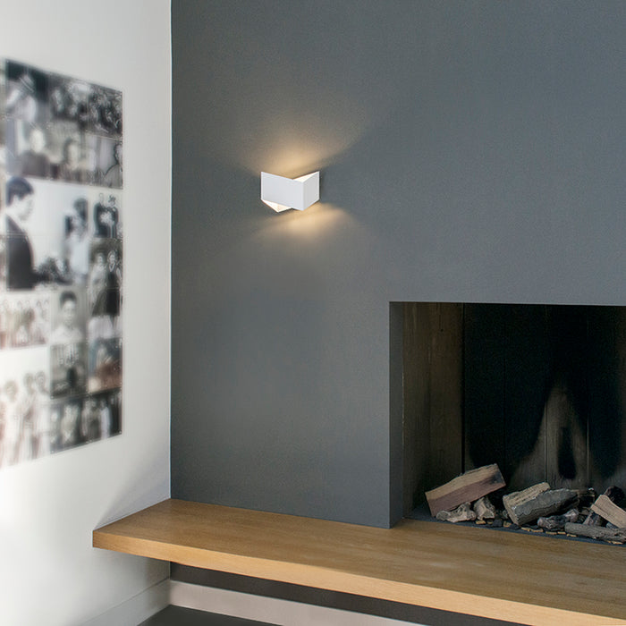 QAZQA Design wandlamp wit met zilveren binnenkant - Fold