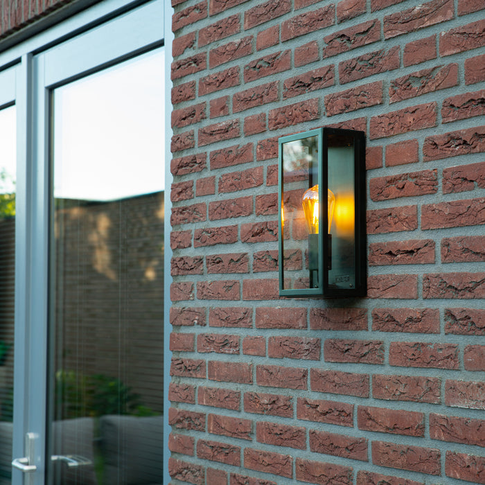 QAZQA Industriële buiten wandlamp donker groen met glas IP44 -