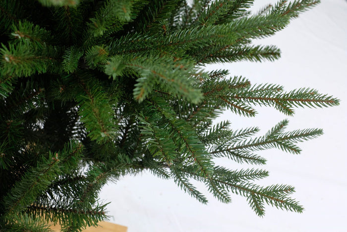 Arkansas kunstkerstboom - 152 cm - groen - Ø 114 cm - 1.668 tips