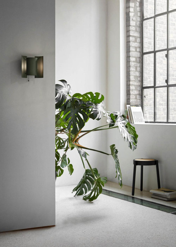 Northern Butterfly Perforated wandlamp zwart