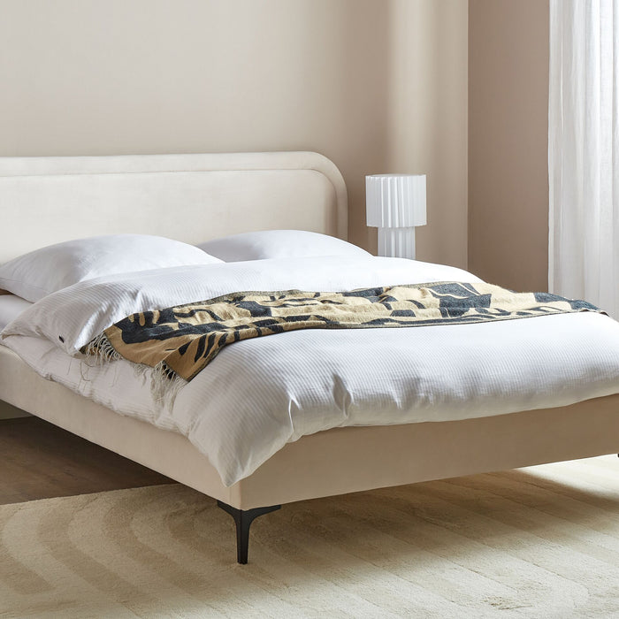 Beliani-SUZETTE-Tweepersoonsbed-Lichtbeige-180 x 200 cm-Polyester