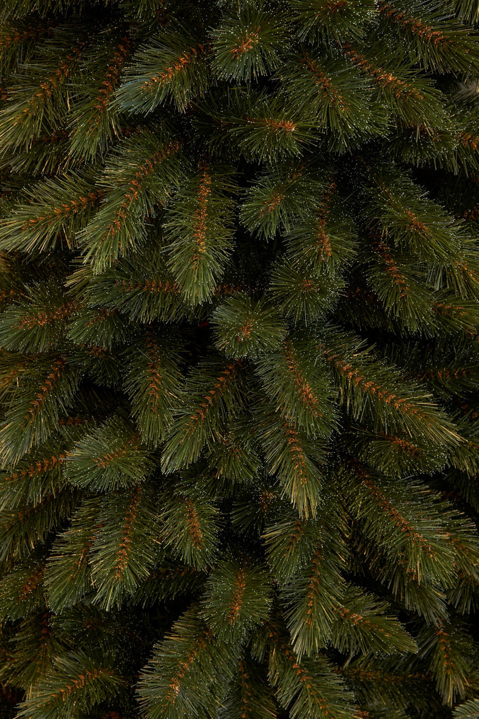 Triumph Tree Bristlecone Smalle Kunstkerstboom - H230 x Ø94 cm - Groen