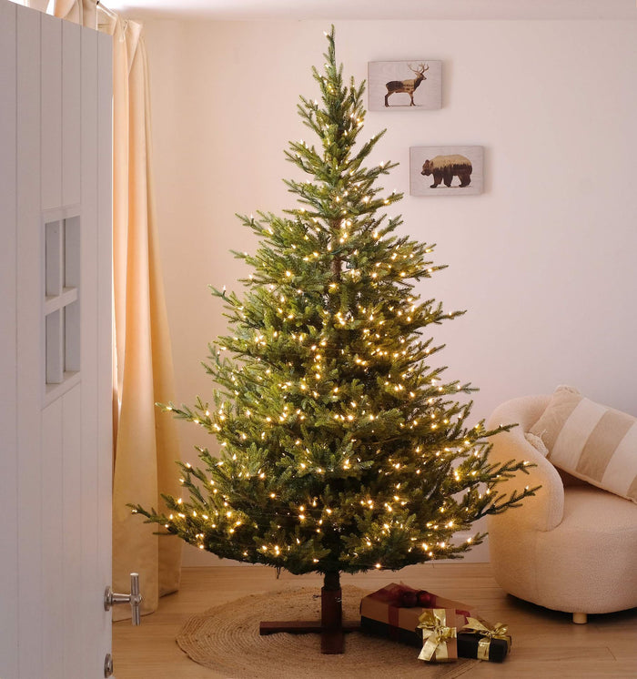 Sami Mountain Spruce Wood verlichte kunstkerstboom - 228 cm -