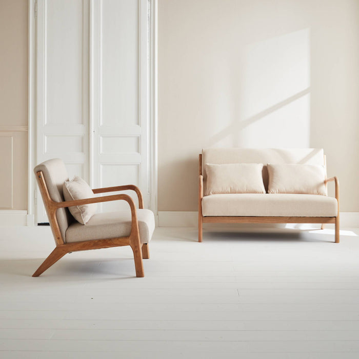 sweeek - 2-zitsbank + beige stoffen en houten fauteuil