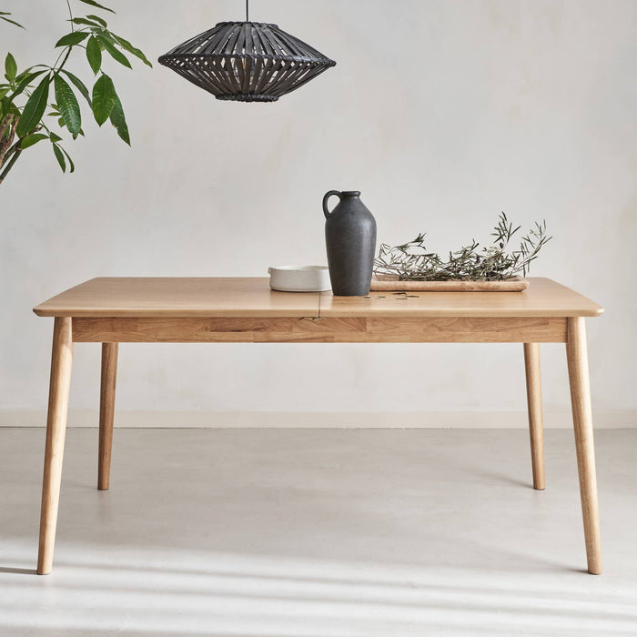 sweeek - Uitschuifbare eettafel van eikenfineer, 6 tot 8 zitplaatsen,
