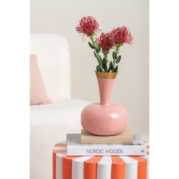 present time - Vase Yara