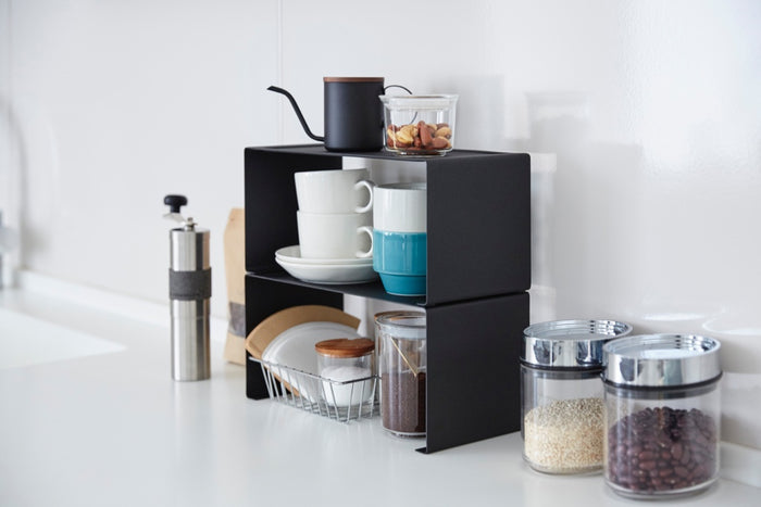 Yamazaki Smal Stapelbaar Keukenrekje - Tower - Zwart