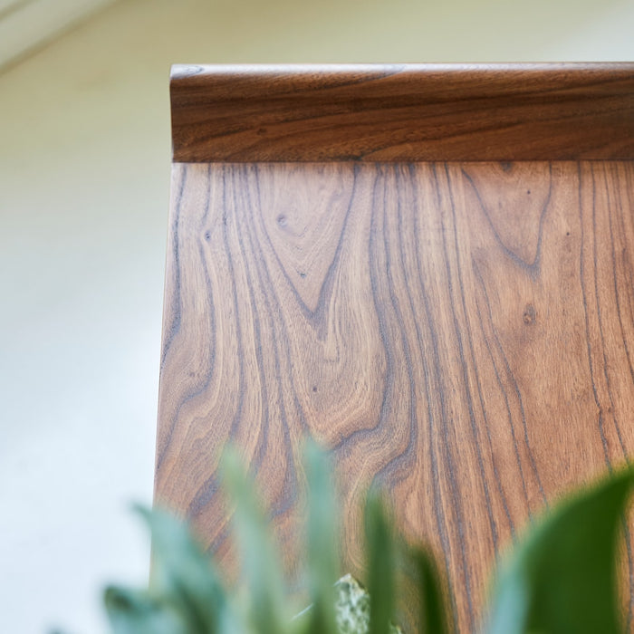 Tikamoon - Arun - Massief iepenhouten bijzettafel