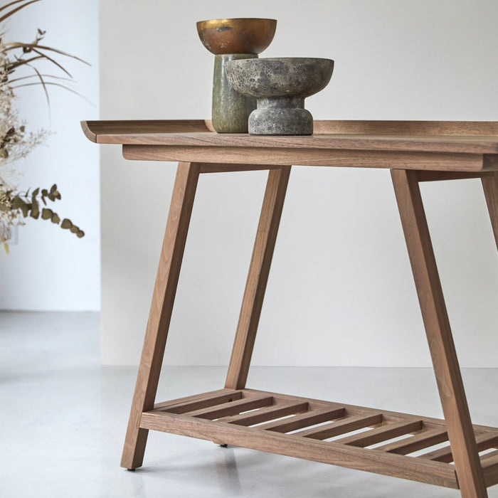 Tikamoon - Pampa - Hoge bijzettafel van massief notenhout