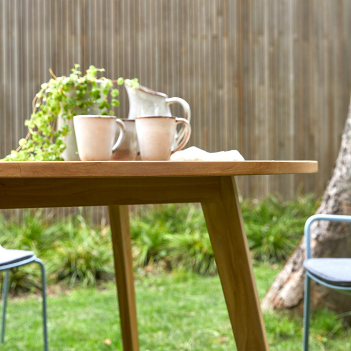 Tikamoon - Mila - Tuintafel van massief teakhout voor 6 personen.