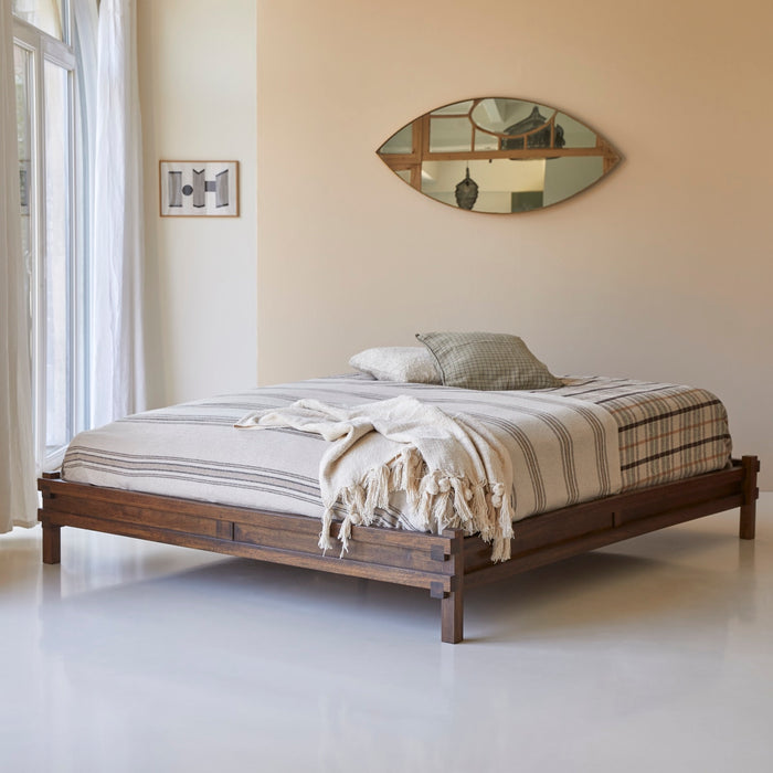 Tikamoon - Arko - Bed van massief mangohout bed 160 x 200 cm