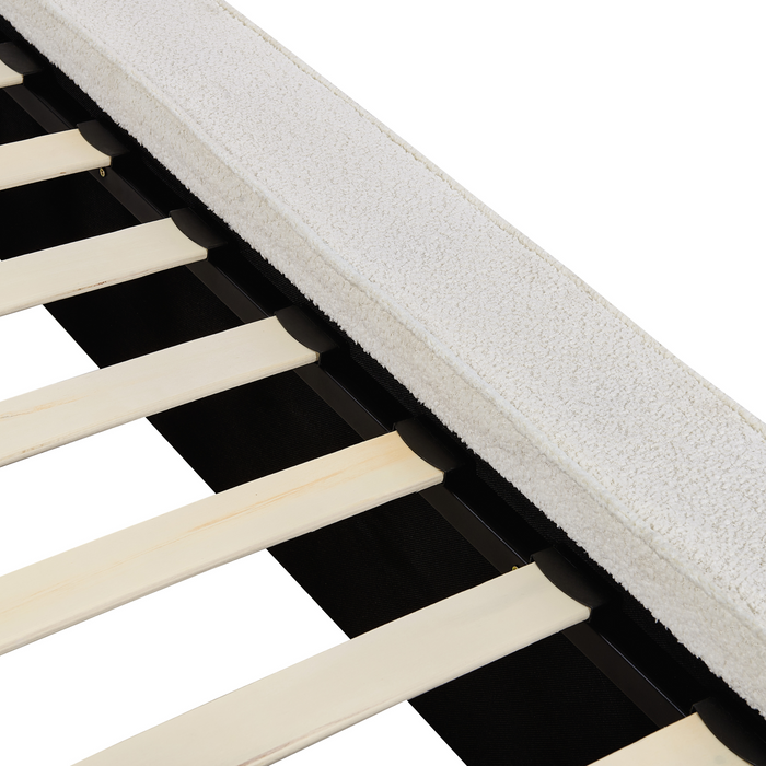 Beliani-MIRANDE-Tweepersoonsbed-Gebroken wit-180 x 200 cm-Bouclé