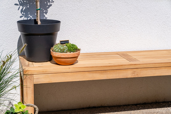 Teakhouten bank Java