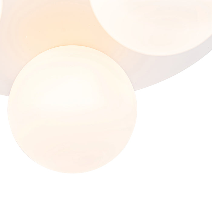 QAZQA Moderne badkamer plafondlamp wit 3-lichts - Cederic