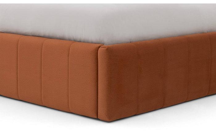 Goossens Bedframe Carte - 180 x 200 - Velours terracotta 9 - Fluweel