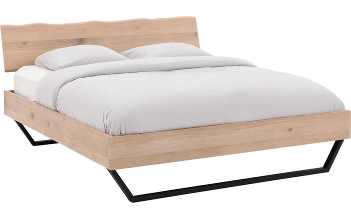 Goossens Bedframe Slade, Bedframe 180 x 210 cm hoofdbord organisch