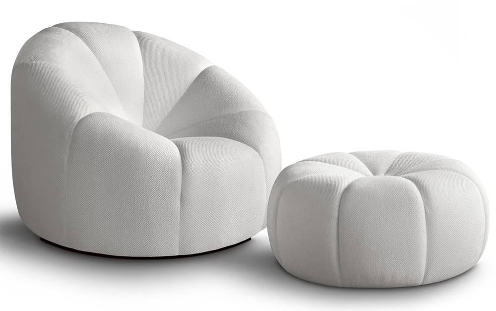 NADUVI Collection Fauteuil met poef Plush