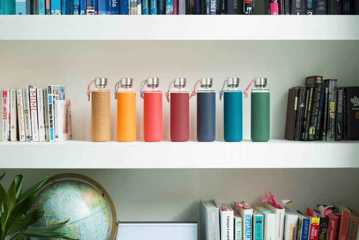 Black+Blum Glazen Waterfles - 600ml - Rood