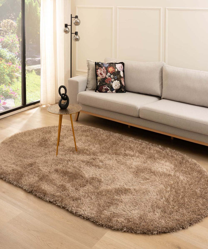 Tapeso Ovaal hoogpolig vloerkleed velvet - Posh beige - 240x340 cm