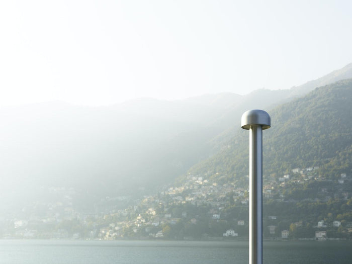 Flos Bellhop sokkellamp LED laag grijs