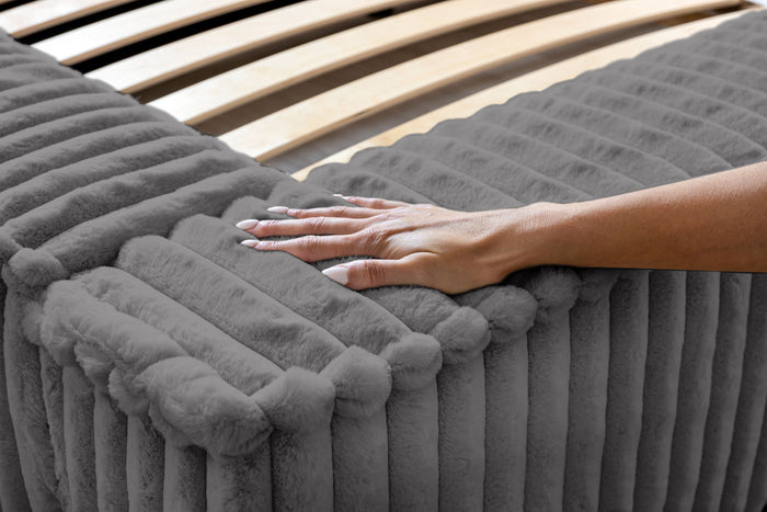 Trae Mobler Melody 140 x 200 cm Gestoffeerd Bed Grijs