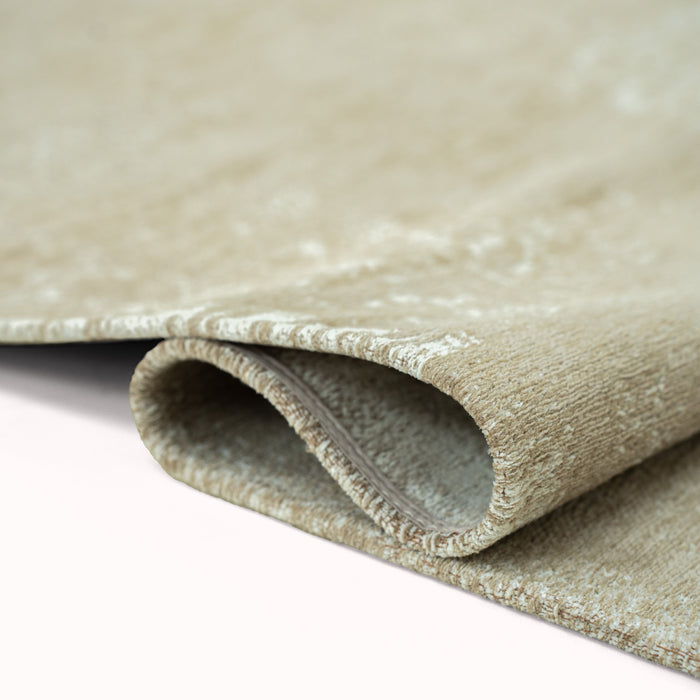 Louis de Poortere Medallion Fading World Vloerkleed 240 x 340 cm - Milk Curry