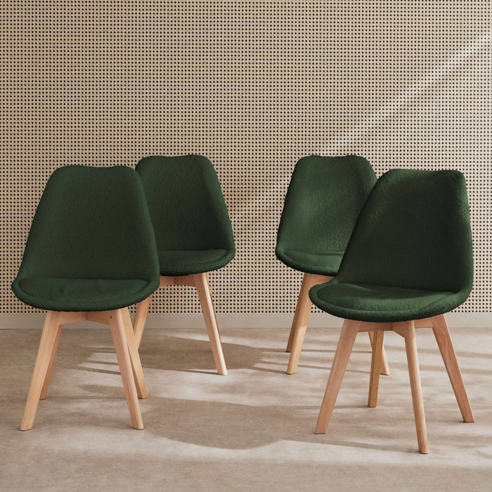 sweeek - Scandinavische boucléstoel met houten poten (set van 4)