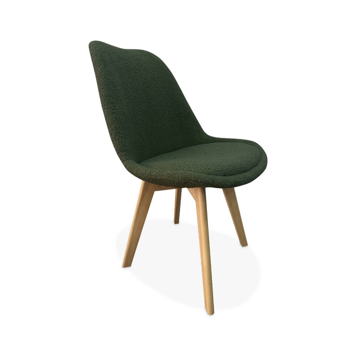 sweeek - Scandinavische boucléstoel met houten poten (set van 4)